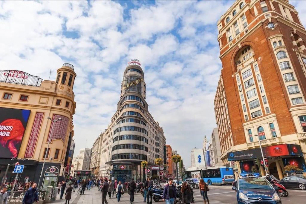 Apartments Plaza Callao 마드리드 외부 사진