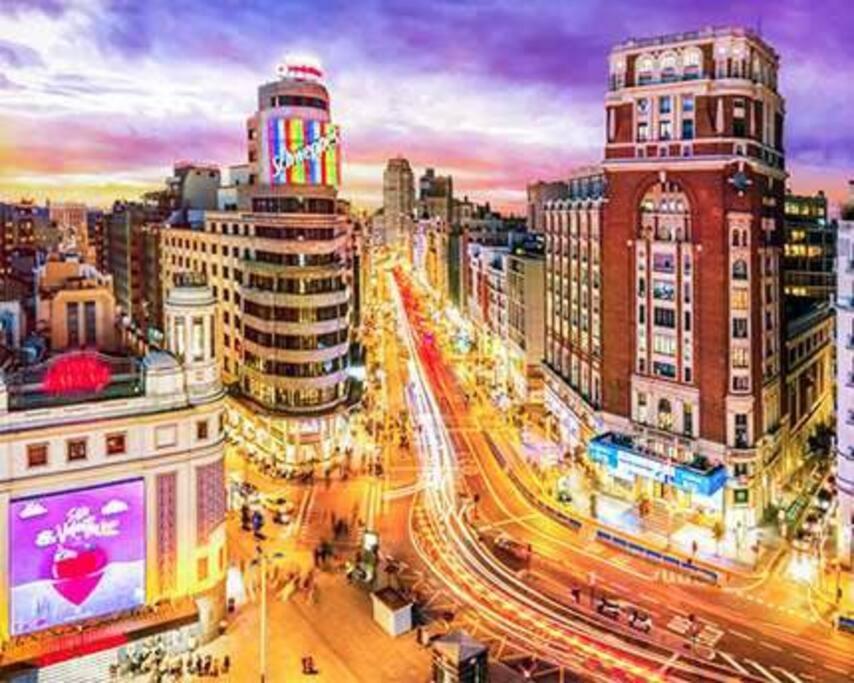 Apartments Plaza Callao 마드리드 외부 사진